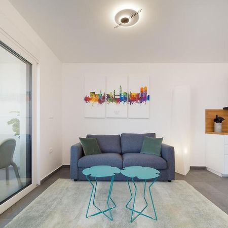 Luxury Apartment- Balcony- Private Rooftop And Jacuzzi- Common Pool Trogir Eksteriør billede