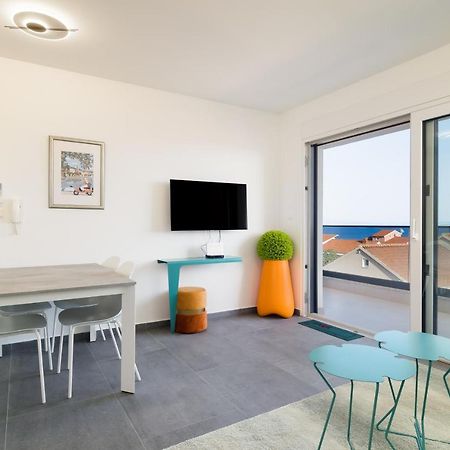 Luxury Apartment- Balcony- Private Rooftop And Jacuzzi- Common Pool Trogir Eksteriør billede