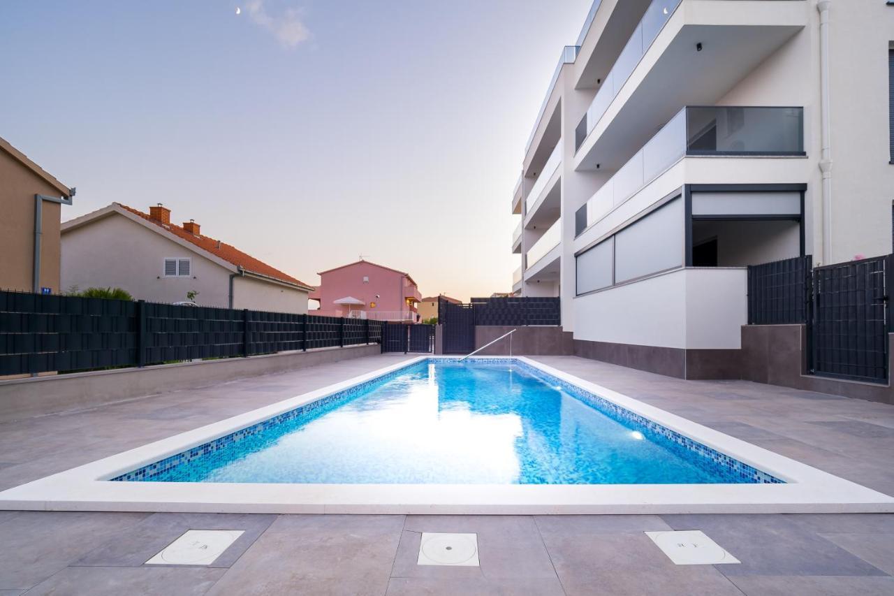 Luxury Apartment- Balcony- Private Rooftop And Jacuzzi- Common Pool Trogir Eksteriør billede