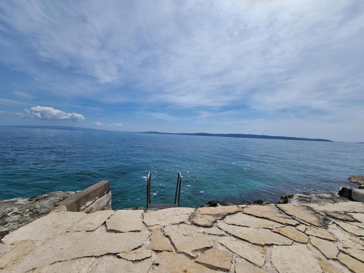 Luxury Apartment- Balcony- Private Rooftop And Jacuzzi- Common Pool Trogir Eksteriør billede